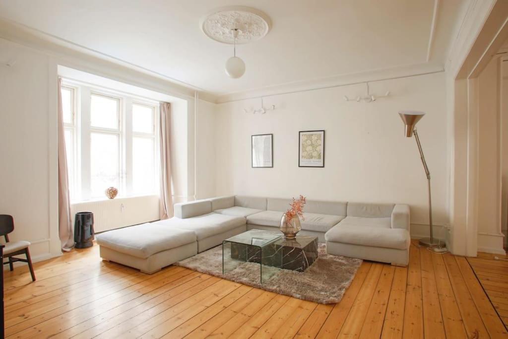 קופנהגן Large & Bright 3Br Apartment W Whirlpool Near Metro מראה חיצוני תמונה