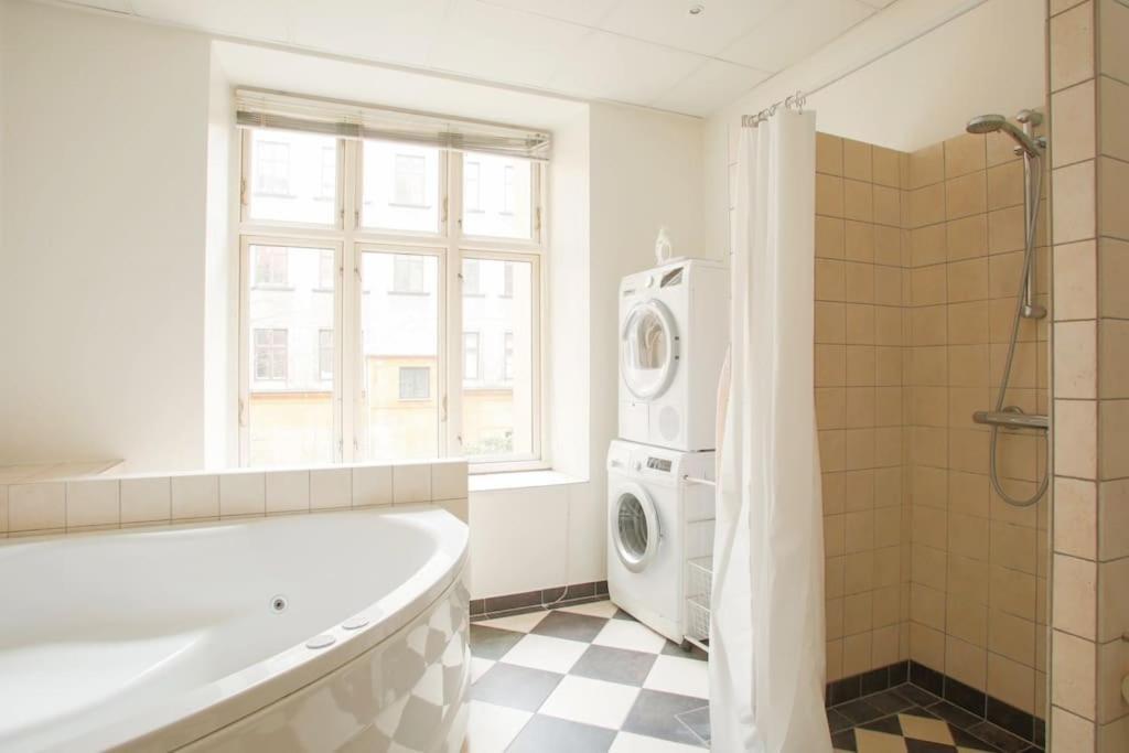 קופנהגן Large & Bright 3Br Apartment W Whirlpool Near Metro מראה חיצוני תמונה